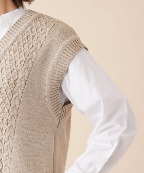 Vネックニットベスト 