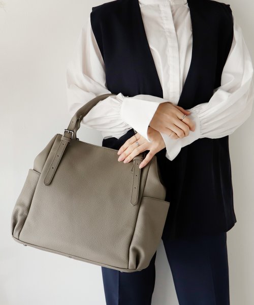 本革ベルトハンドルトートバッグ【aroco/アロコ】 レディース a4 大きめ 通勤通学 肩掛け お仕事バッグ 通勤バッグ ビジネスバッグ 縦型 シュリンクレザ 人気・おすすめ｜多用途・生活用品におすすめ 口コミ人気 即納 比較検討中の方に