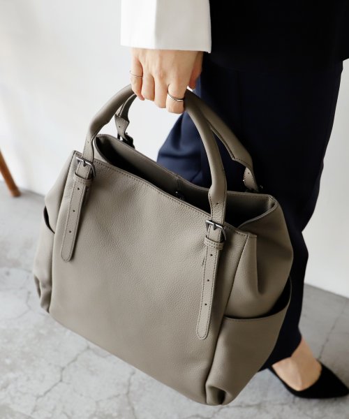 本革ベルトハンドルトートバッグ【aroco/アロコ】 レディース a4 大きめ 通勤通学 肩掛け お仕事バッグ 通勤バッグ ビジネスバッグ 縦型 シュリンクレザ 人気・おすすめ｜多用途・生活用品におすすめ 口コミ人気 即納 比較検討中の方に