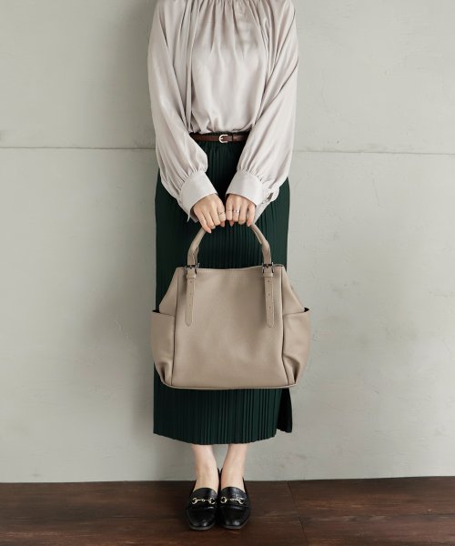 本革ベルトハンドルトートバッグ【aroco/アロコ】 レディース a4 大きめ 通勤通学 肩掛け お仕事バッグ 通勤バッグ ビジネスバッグ 縦型 シュリンクレザ 人気・おすすめ｜多用途・生活用品におすすめ 口コミ人気 即納 比較検討中の方に