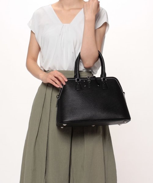 【Maison Margiela】メゾンマルジェラ ハンドバッグ ショルダーバッグ S56WG0093P4455 5AC Classique Medium 