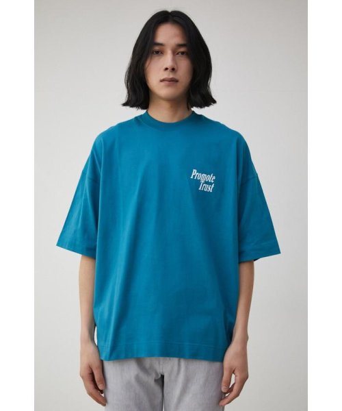 AZUL by moussy(アズールバイマウジー)/CONVEY BACK PRINT TEE/img22