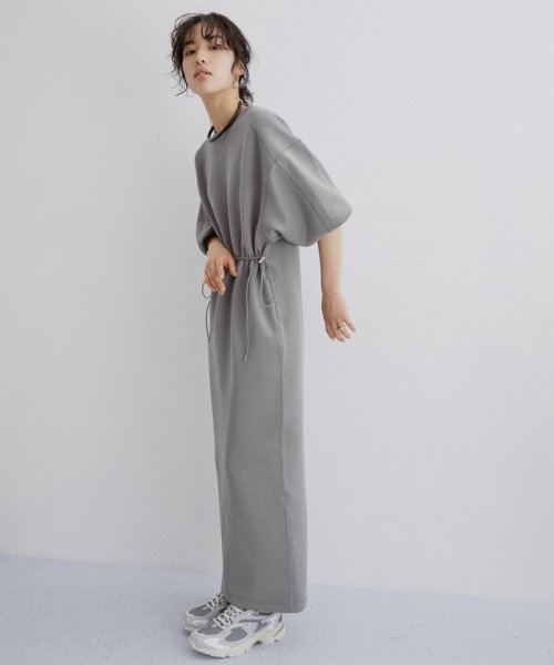 ハーフスリーブドロストワンピース なし