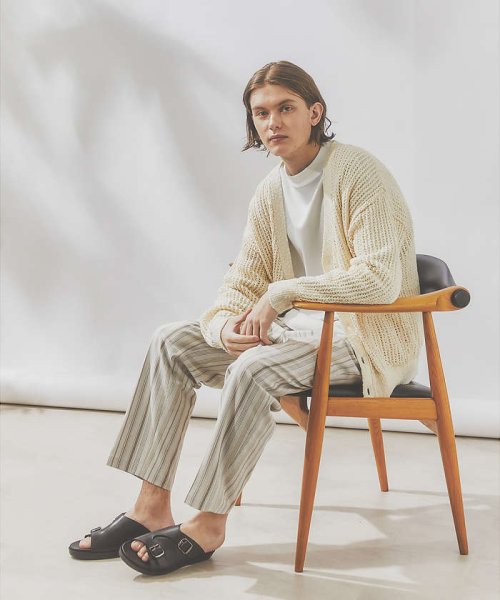 【WEB限定】ダブルバックル クッションソールサンダル 商品説明【デザイン】オーセンティックなダブルバックル仕様のサンダルをやや甲の覆いを深く、肌の見える面積を少なくし、素足でもソックス合わせでもフィッ DG1218552971 (9295円)