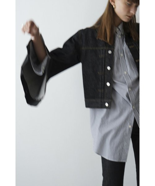 BELL SLEEVE COMPACT JEAN JACKET 