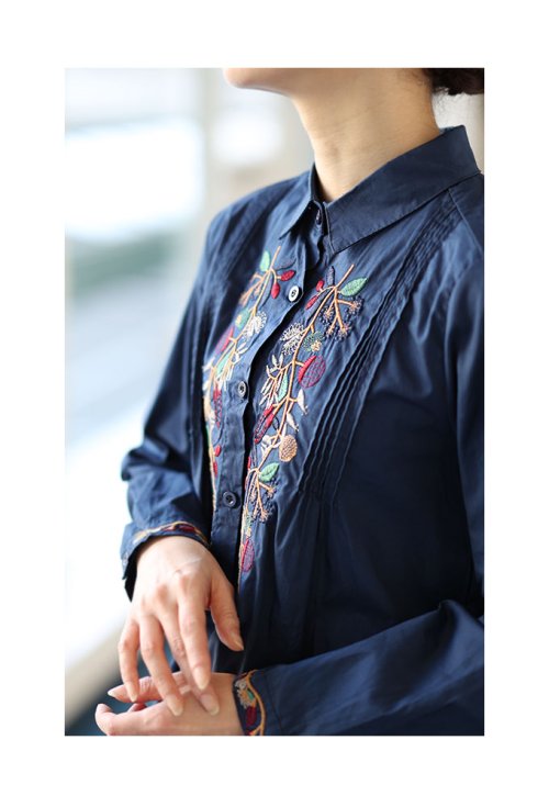Sawa a la mode(サワアラモード)/色鮮やかな花刺繍コットンシャツチュニック/img26