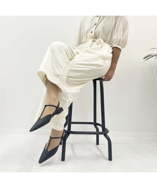 ポインテッドトゥTストラップパンプス 本革 T1405541254(10797円)