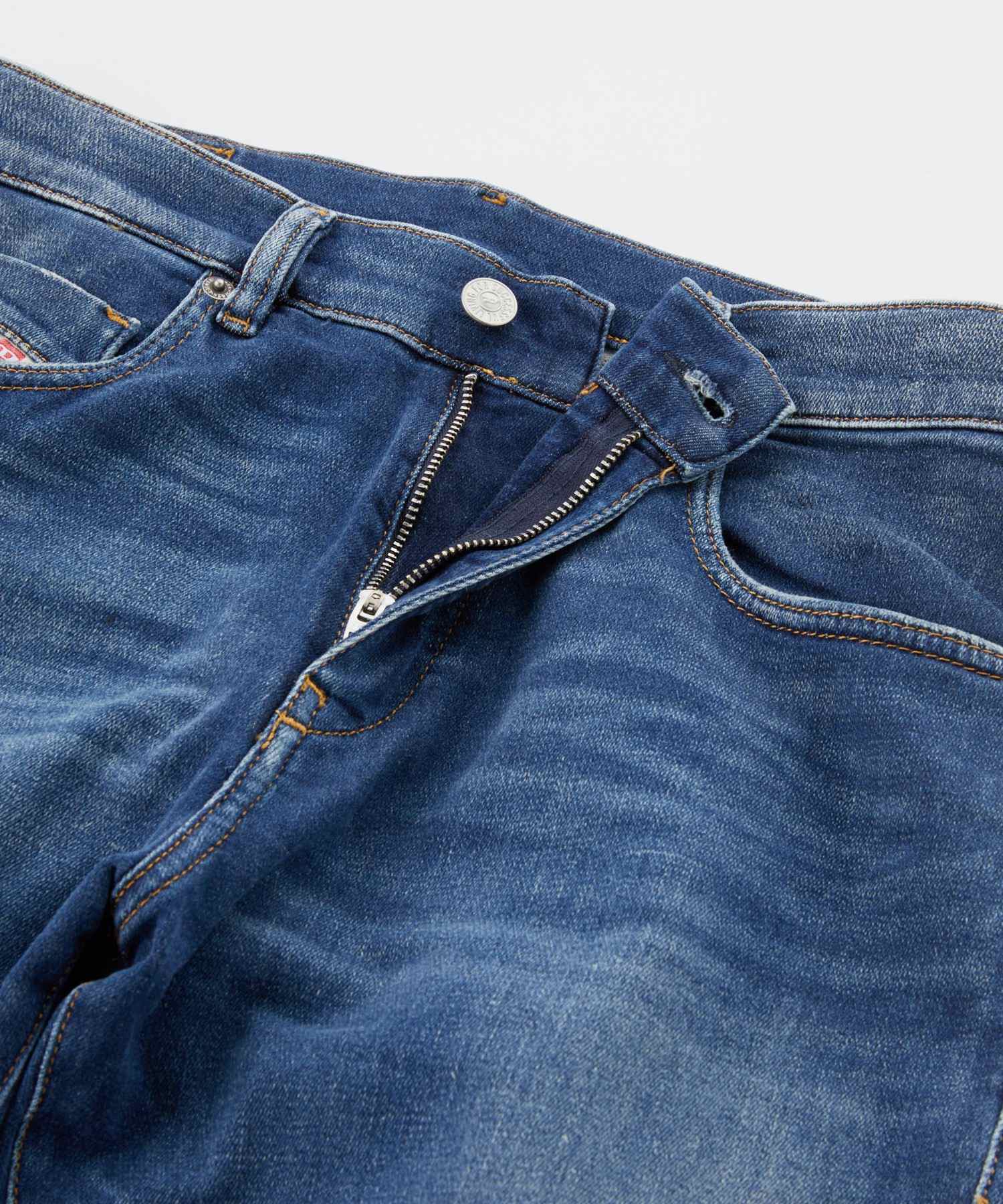 処分特価品 ディーゼル DIESELジーンズ A05511 068AZ メンズ ボトムス ストレッチ ジョグジーンズ デニム コットン カジュアル 長ズボン スウェット G その他のパンツ 良いデニムを永く大切に履くために!デニムの洗い方や干し方から畳方まで参考例をご紹介します。〜Octet Men'sFashion Channel〜