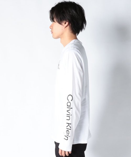 Calvin Klein(カルバンクライン)/【Calvin Klein / カルバンクライン】TEE CHEST MONOGRAM CREWNK プリントロゴ ロンT 長袖 40IC812 父の日 /img04