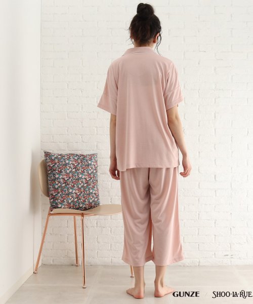 SHOO・LA・RUE(シューラルー)/【GUNZE】寝返りのしやすさを考えたパジャマ（半袖７分丈パンツ）/img03