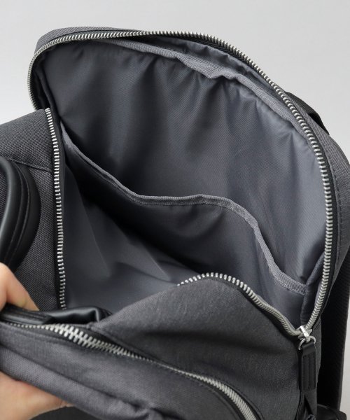 YAKPAK ヤックパック 撥水加工 ヘザーカラー スクエア ビジネスリュック スマートリュック バックパック 大容量 23L 通勤 通学 ビジネス 仕事 ■Point YAKPAK ヤックパック 撥水加工 通勤 1層目 0cm 2層目 0cm/マチ