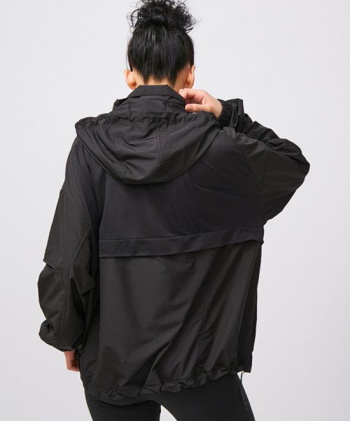 ポケットウィンドブレーカー シルエット サイズ 着心地 アウトドア