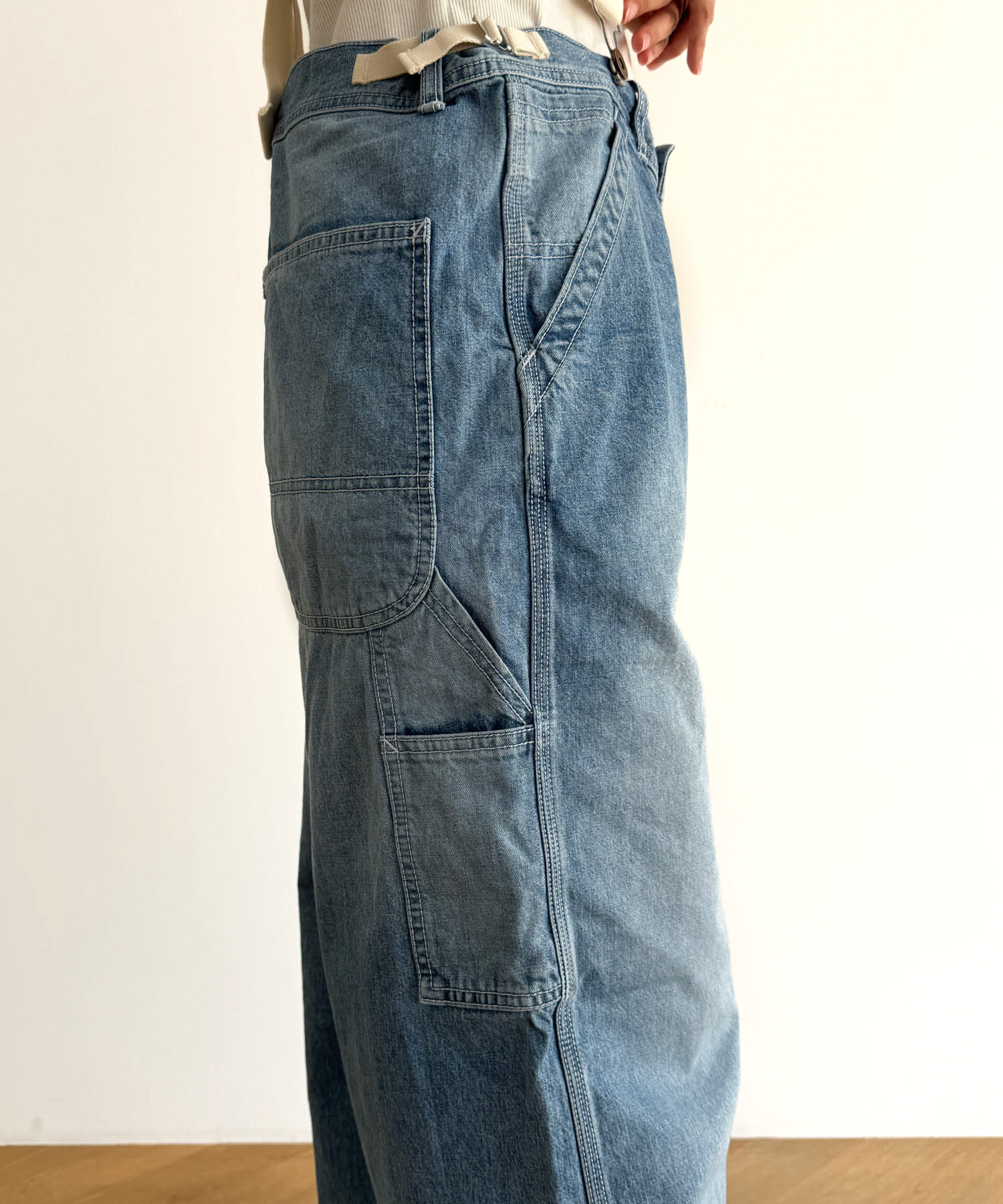 arc(アーク)サスペンダー付きデニムパンツ