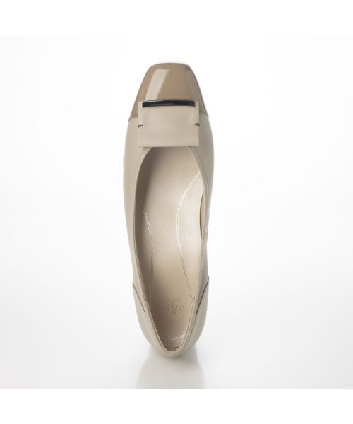 【3E】ローヒールスクエアパンプス 3E 本革