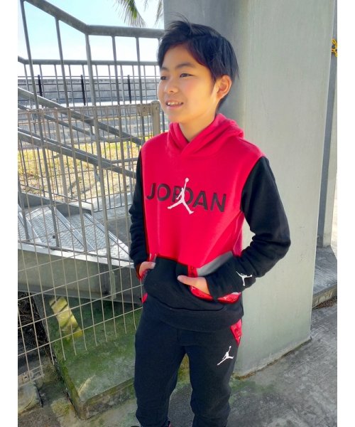 Jordan(ジョーダン)/ジュニア(128－170cm) トレーナー/パーカー JORDAN(ジョーダン) VERT TAPE FLC PO HOODIE/img13