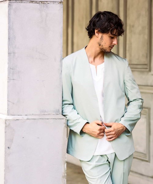 1PIU1UGUALE3 RELAX(ウノピゥウノウグァーレトレ リラックス)ノーカラージャケット 