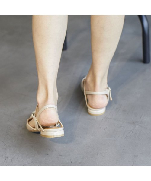 ポインテッドトゥTストラップパンプス 本革 T1405541254(10797円)