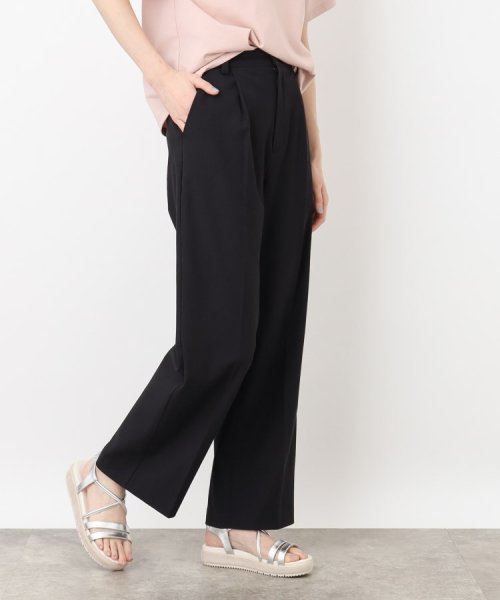 ソフトな清涼感！！シワになりにくいキレイ目ストレート夏パンツ！！