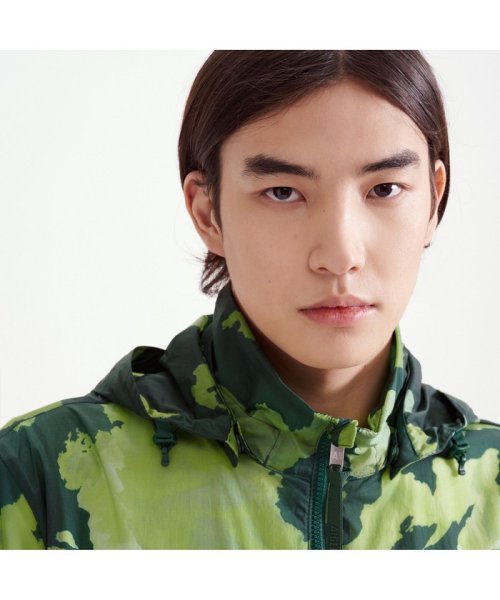 撥水 エクストラライトプリントフーデッドジャケット 