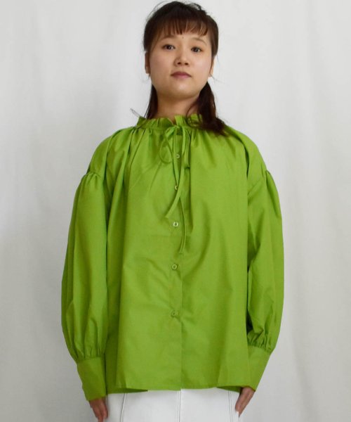 ARGO TOKYO(アルゴトウキョウ)/Volume Color Shirt 23046 裾リボンボリュームカラーブラウス 裾リボン　ボリューム　カラー　ブラウス　ギャザーブラウス　トップス　シャツ　/img02