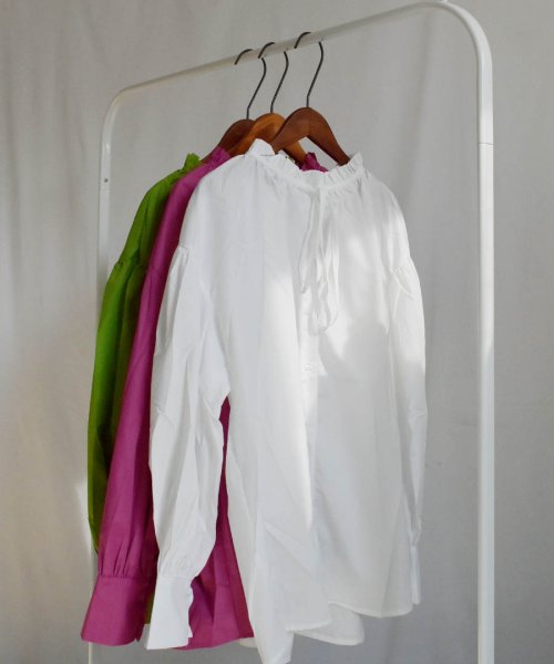 ARGO TOKYO(アルゴトウキョウ)/Volume Color Shirt 23046 裾リボンボリュームカラーブラウス 裾リボン　ボリューム　カラー　ブラウス　ギャザーブラウス　トップス　シャツ　/img56