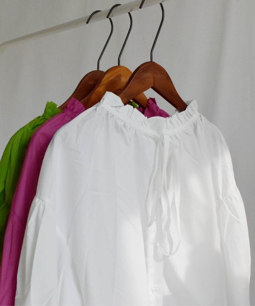 ARGO TOKYO(アルゴトウキョウ)/Volume Color Shirt 23046 裾リボンボリュームカラーブラウス 裾リボン　ボリューム　カラー　ブラウス　ギャザーブラウス　トップス　シャツ　/img57