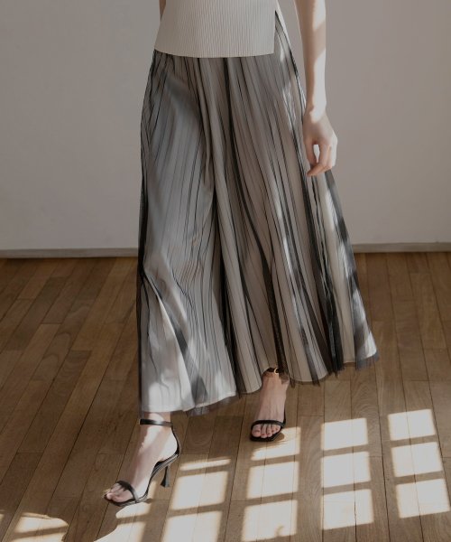 MIELI INVARIANT(ミエリ インヴァリアント)/Tulle Layer Pleat Pants/img19