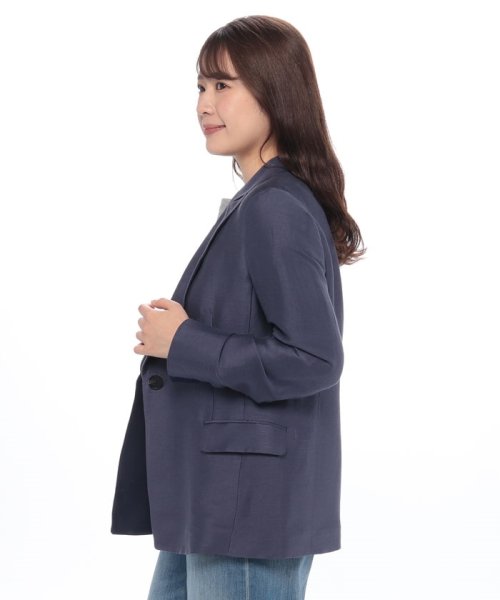 テーラードジャケット 