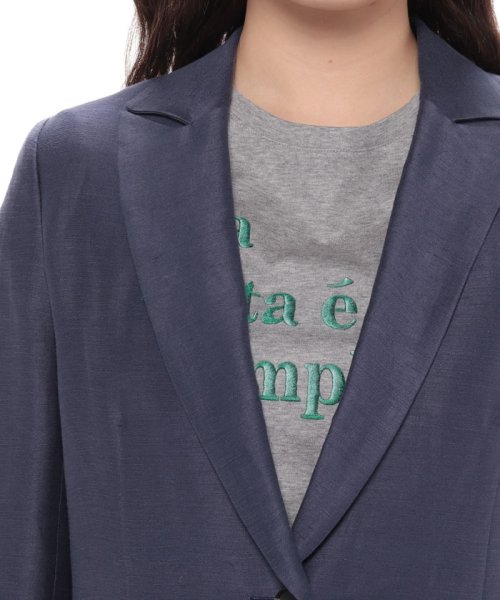 テーラードジャケット 