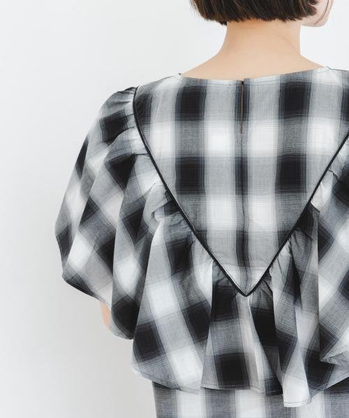 URBAN RESEARCH ROSSO(URBAN　RESEARCH　ROSSO)/ELY　RUFFLE FRILL BLOUSE/img01
