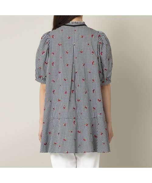 チェリー刺繍フリルカラーブラウス 