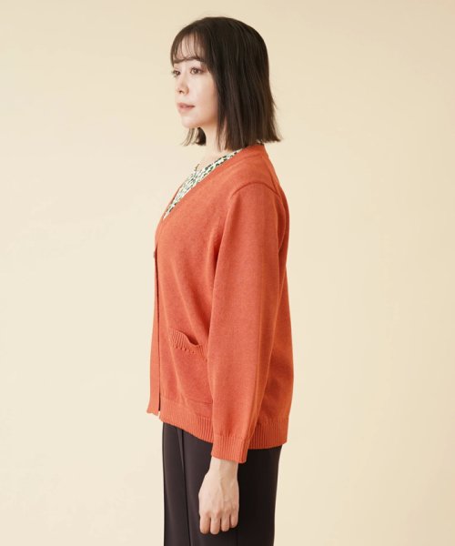 Vネックニットカーディガン 