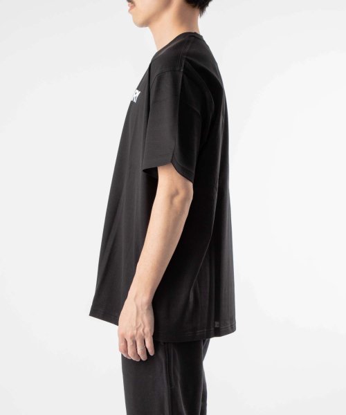 バーバリー BURBERRY 8055307 Ｔシャツ メンズ トップス 半袖 コットン クルーネック カットソー ロゴプリント クルーネック 黒 カジュアル トップス クルーネック 5cm本体