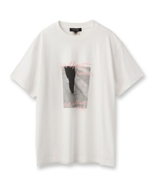 UNTITLED(アンタイトル)/【WORLD for the World】モノクロフォト＆カラーロゴTシャツ/img01