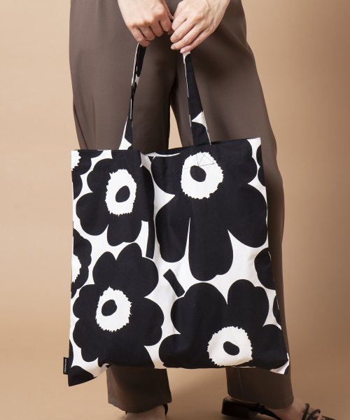 Marimekko(マリメッコ)/【marimekko / マリメッコ】ファブリックバッグ / Pieni Unikko トートバッグ 布バッグ 67572 69915  ギフト 母の日/img03