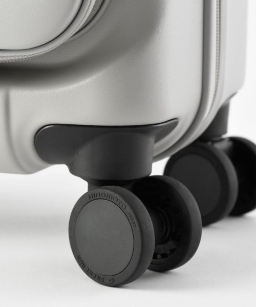 PAPIER TIGRE×MILESTO フロントポケットキャリーキャビンサイズ PAPIER TIGRE×MILESTO