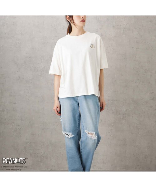 MAC HOUSE(women)(マックハウス（レディース）)/PEANUTS SNOOPY サガラ刺繍ワンポイントラウンドヘムTシャツ 335152312/img04