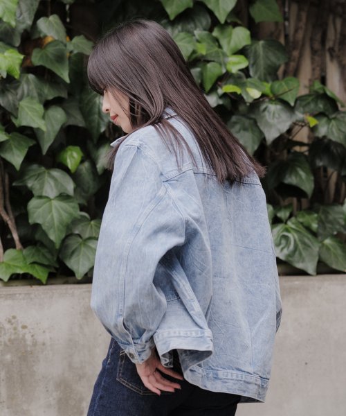 Levi's(リーバイス)/LEVI'S(R) MADE&CRAFTED(R) タック TYPE II トラッカージャケット MARINA MARSH ライトインディゴ ACID WASH/img02