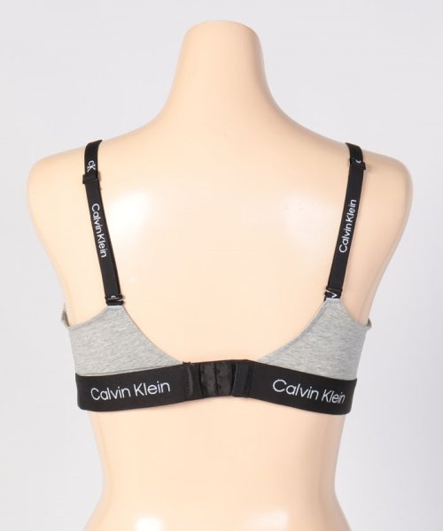 Calvin Klein(カルバンクライン)/【CALVIN KLEIN / カルバンクライン】ブラジャー フロントロゴ アンダーウェア 見せブラ スポーツブラ  下着 QF7218/img11