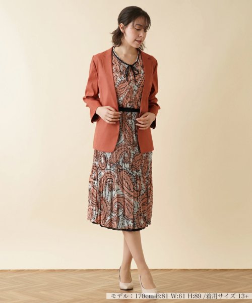 テーラードジャケット 