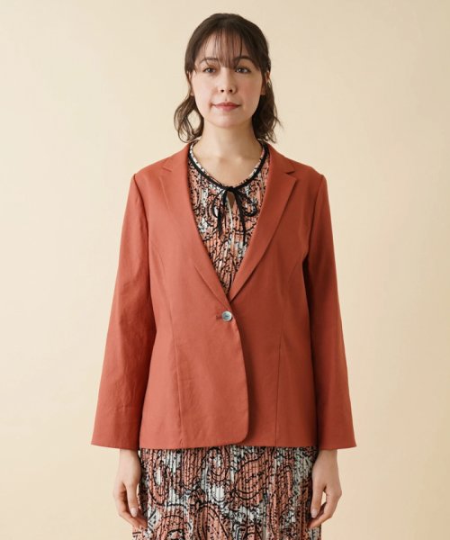 テーラードジャケット 