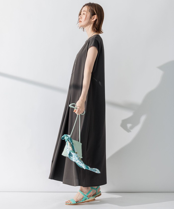 未使用タグ付き✨23区 2023 洗えるライトピケジャージーフレア ワンピース 未使用タグ付き✨23区 2023 洗えるライトピケジャージーフレア