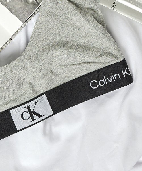 Calvin Klein(カルバンクライン)/【CALVIN KLEIN / カルバンクライン】CK アンダーウェア フロントロゴ ブラジャー 見せブラ スポーツブラ 下着 QF7216/img06