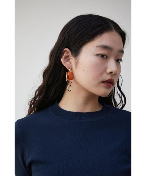 AZUL by moussy(アズールバイマウジー)/BICOLOR FAUX LEATHER EARRINGS/img22