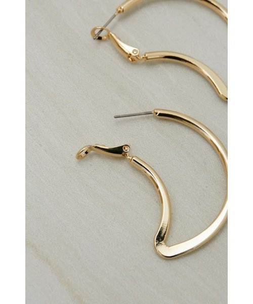 AZUL by moussy(アズールバイマウジー)/CRESCENT MOON HOOP EARRINGS/img02