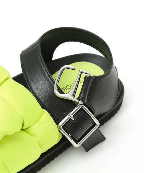 【LAROUTE】パフメッシュサンダル 人気・おすすめ｜省スペース設計・旅行向けにおすすめ お得商品 プライバシー配送 国内発送・安心販売体制