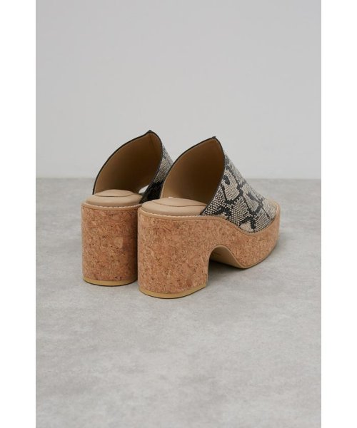 AZUL by moussy(アズールバイマウジー)/CENTER SEAM CORK WEDGE SANDALS/img23