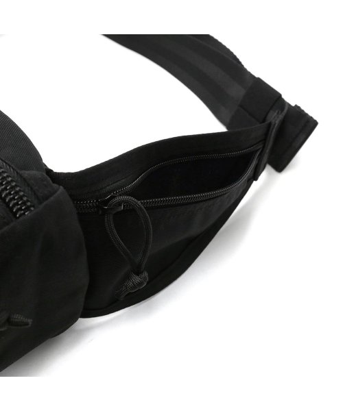 日本正規品 ブリーフィング ボディバッグ BRIEFING FREIGHTER RAMBLER SQD 3.1L USA アメリカ製 BRA231L30 商品説明仕様詳細外側：ジップポケット(L)×1、ジップポケット(M)×2内側：ジップポケット(L)×1、キーホルダー（取り外し可能）×1付属品：オリジナル収納袋× WS2195194449(16940円)