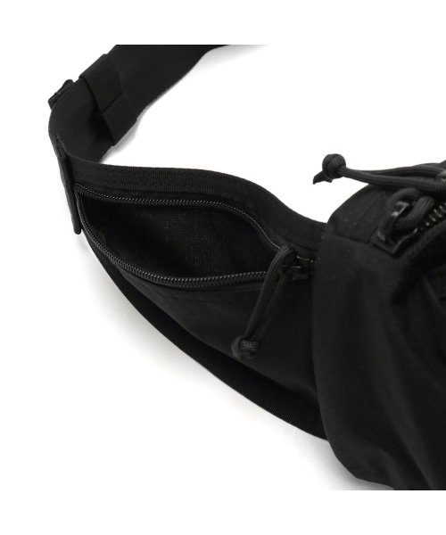 日本正規品 ブリーフィング ボディバッグ BRIEFING FREIGHTER RAMBLER SQD 3.1L USA アメリカ製 BRA231L30 商品説明仕様詳細外側：ジップポケット(L)×1、ジップポケット(M)×2内側：ジップポケット(L)×1、キーホルダー（取り外し可能）×1付属品：オリジナル収納袋× WS2195194449(16940円)