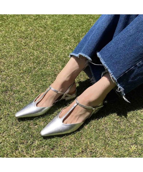 ポインテッドトゥTストラップパンプス 本革 T1405541254(10797円)